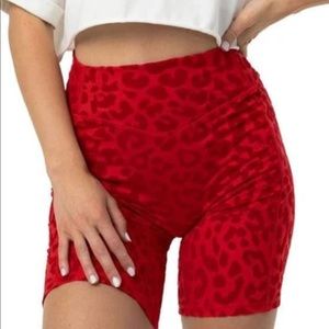 NEVER BEEN WORN Balance athletica rider shorts